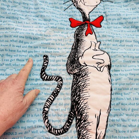 Dr Seuss Cat in the Hat Wall Hanging Nursery Playroom Rod Pocket 30"x49" Large - Picture 9 of 9